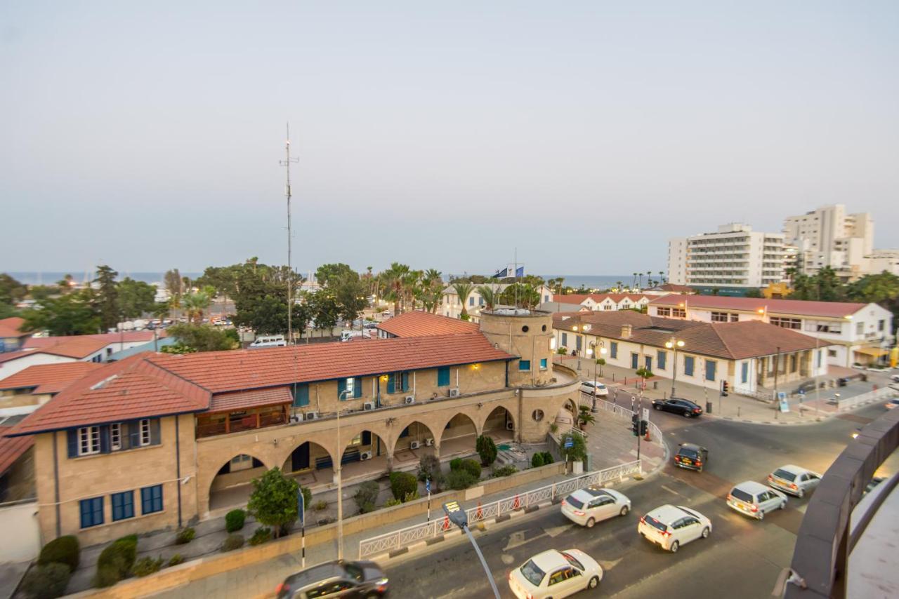 Sea View Flat 301 Apartment Larnaca Bagian luar foto